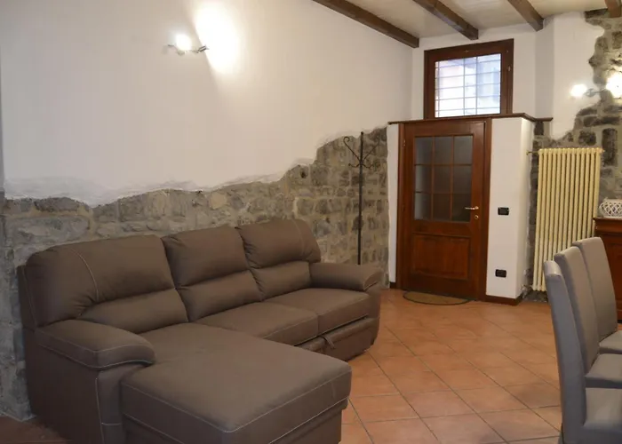 Argegno Vintage - Appartamento In Centro!
